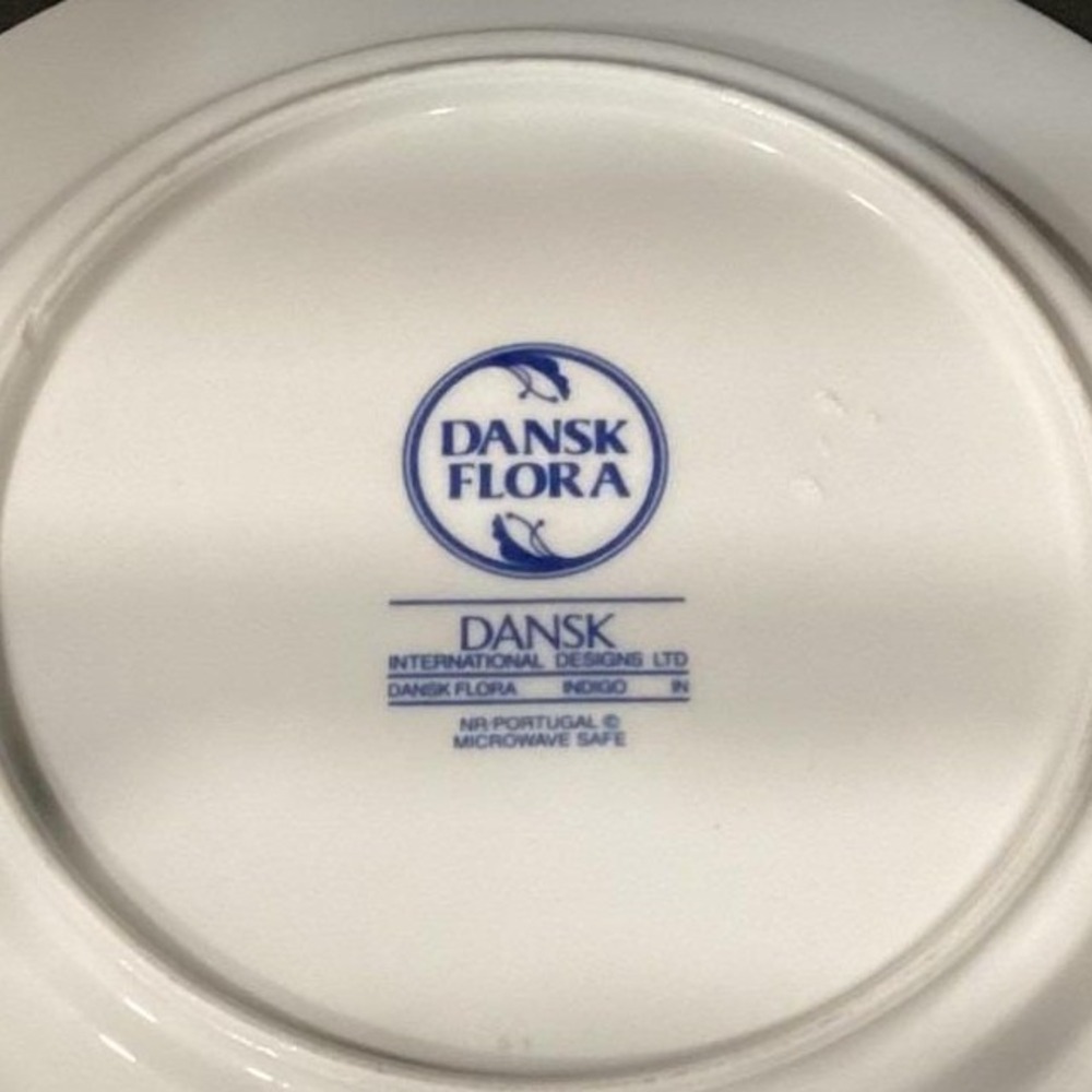 Dansk Flora Indigo Salad Plates Set of 2 ~  8 7/8 " - Picture 3 of 11